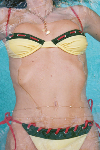 NAiiA Dari Double Shaker Belly Chain_On Model