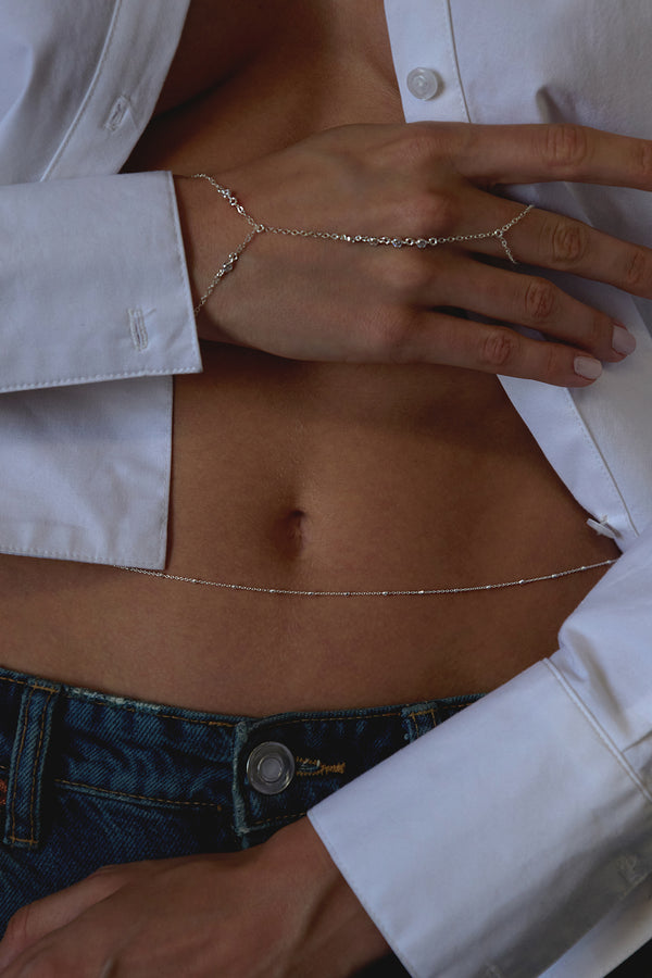 NAiiA Sierra Belly Chain and daniela hand chain in silver model image