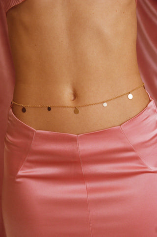 NAiiA Tulip Gold Disc Shaker Belly Chain On Model