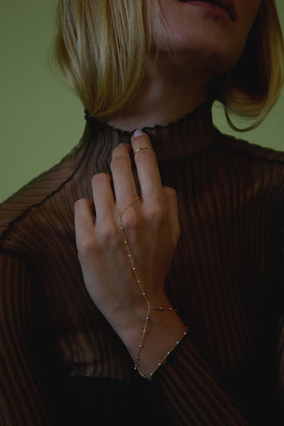 Lola Double Hand Chain